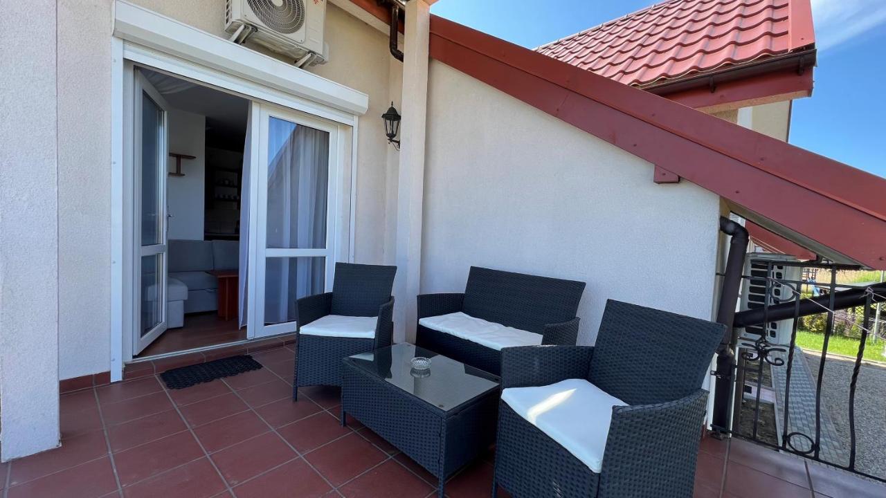Villa Gravaldi Rowy  Buitenkant foto