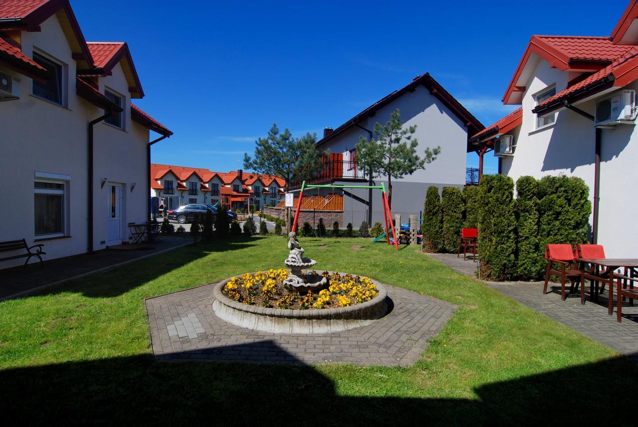 Villa Gravaldi Rowy  Buitenkant foto